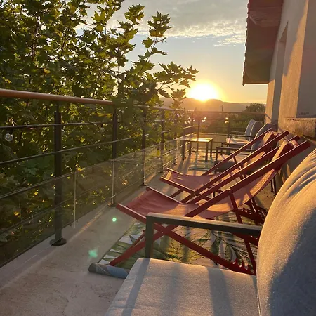 Le Balcon Des Deux Monts