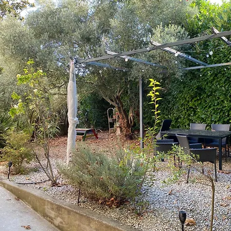 Homestay Le Balcon Des Deux Monts